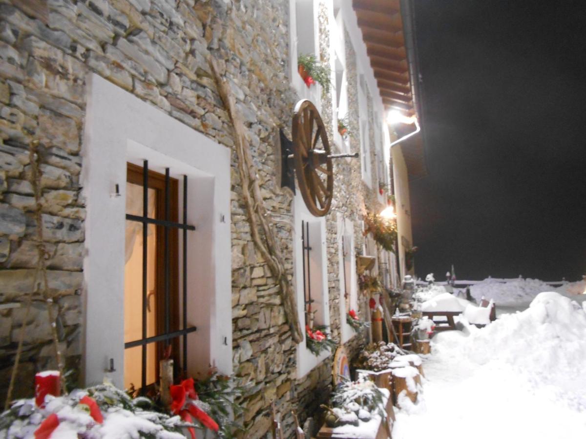 Agriturismo La Casa Nei Boschi Colderu Exterior foto