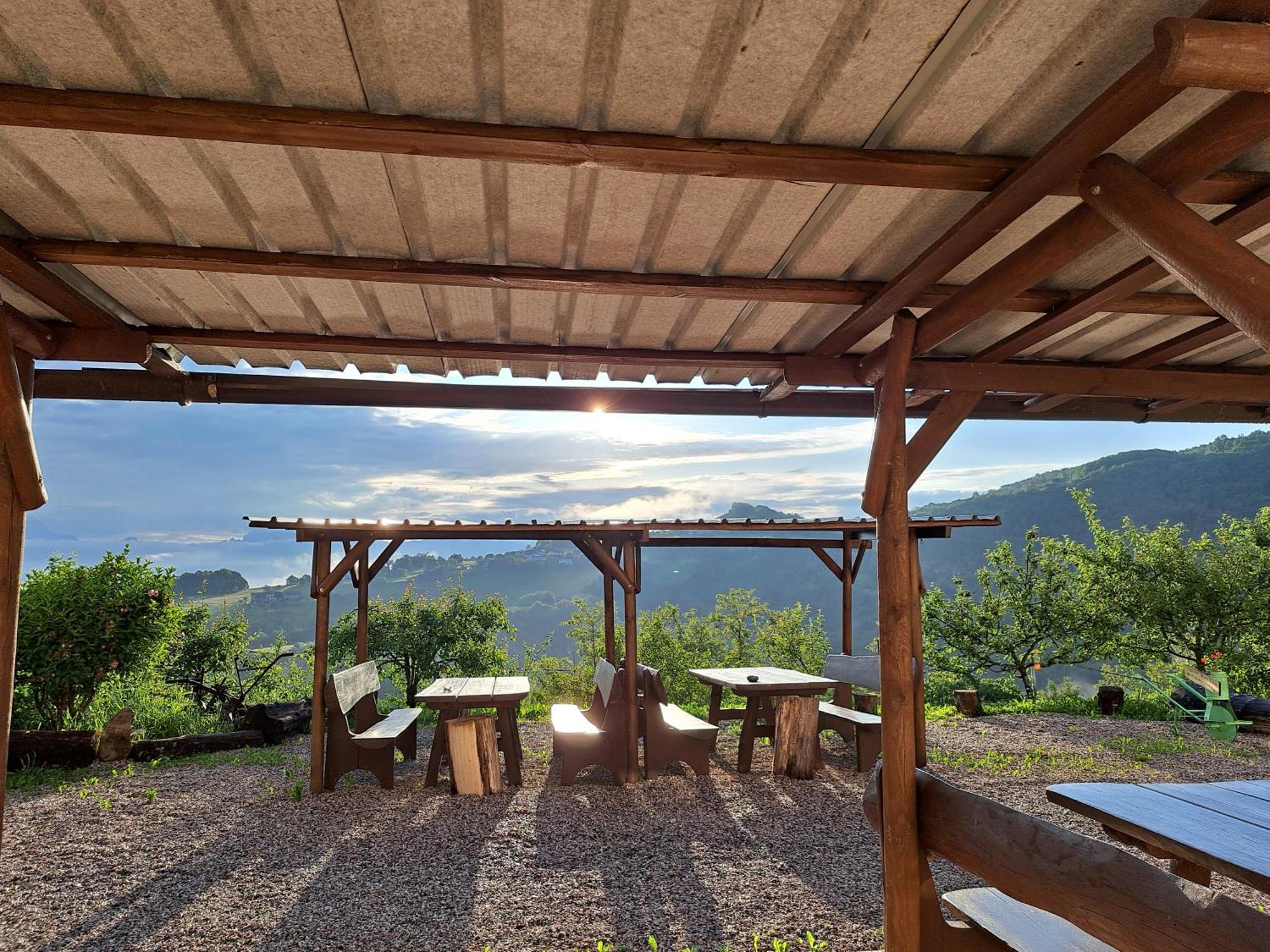 Agriturismo La Casa Nei Boschi Colderu Exterior foto